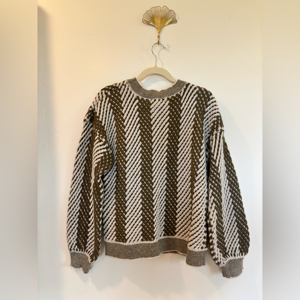 Very J Chevron Knit Sweater olive & Cream Textured Pullover | A7 - Picture 6 of 6
